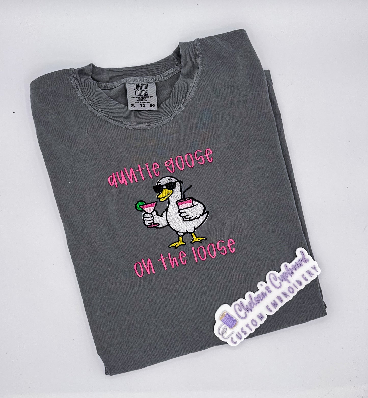 Goose on the Loose Tee
